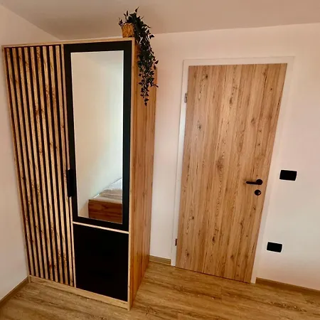 Nur Apartment